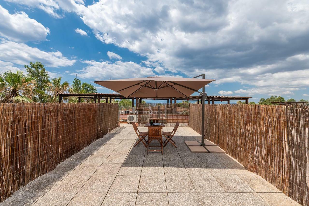 Pearl Coast Apartment Capitana Exterior photo